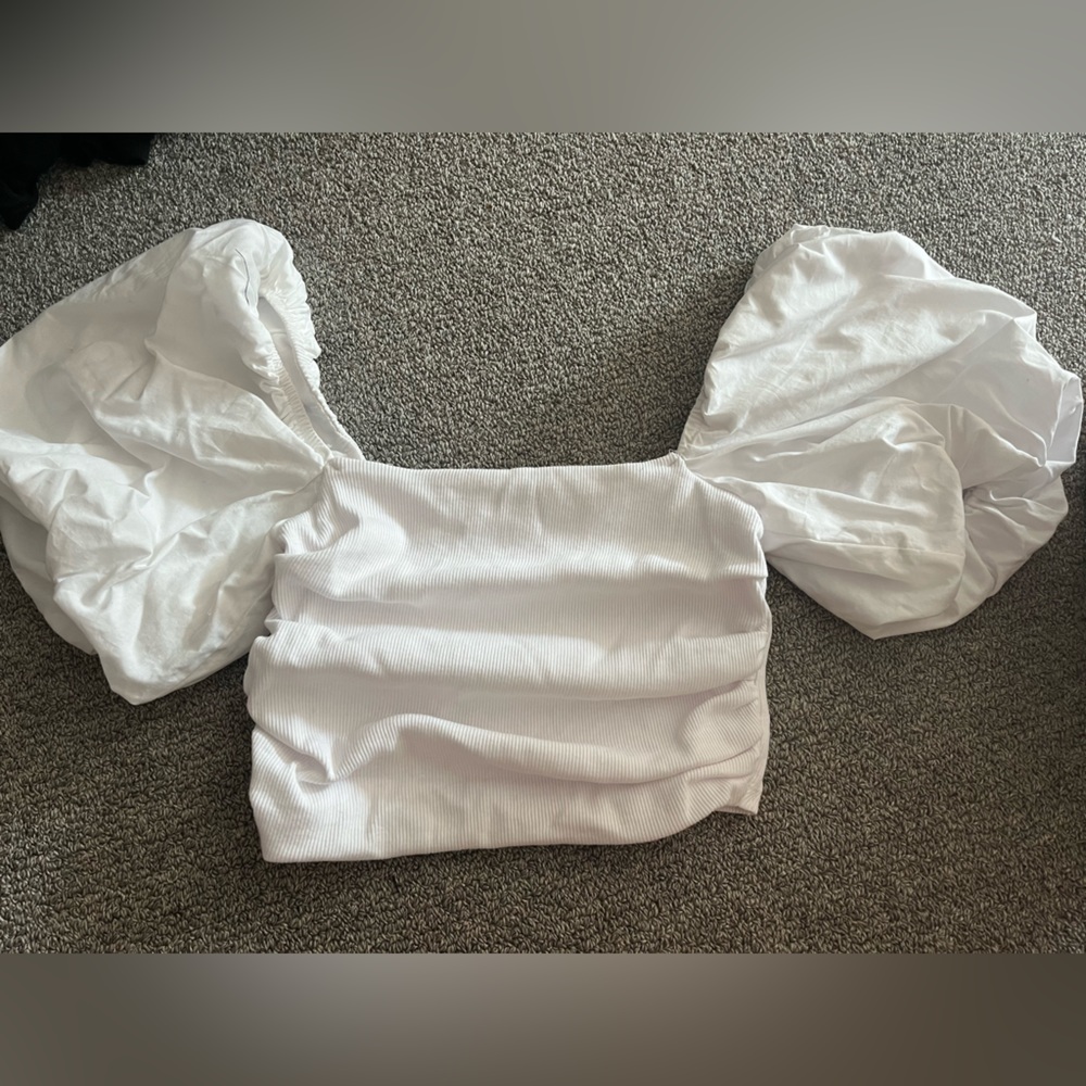 Zara puff sleeve white crop top